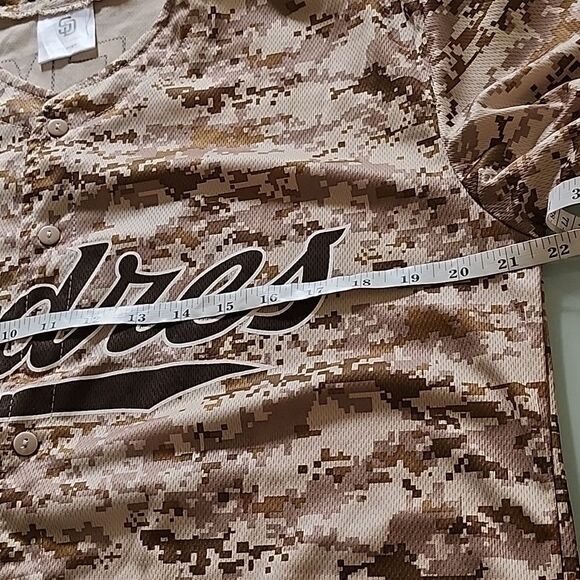 San Diego Padres Game Day Jersey - Picture 6 of 7